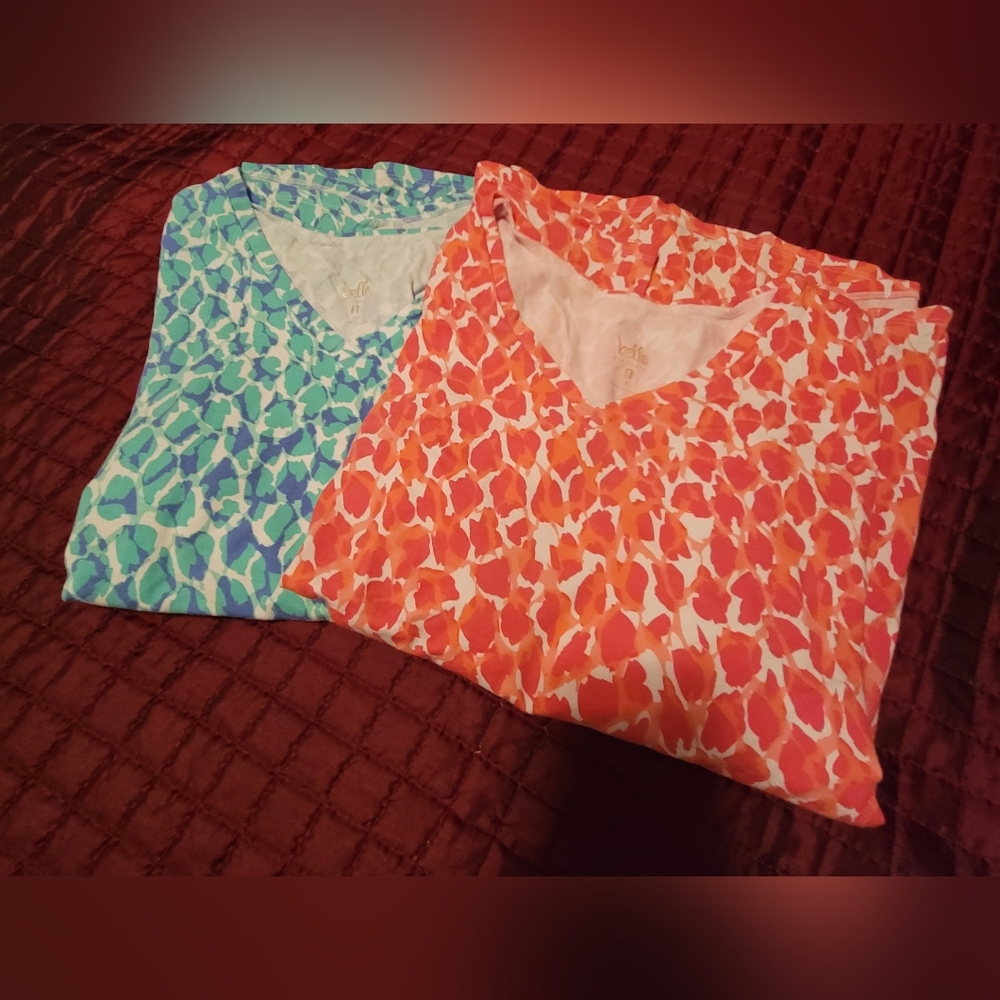 Belle by Kim Graver Bundle Of Two Pastel V-Neck Tops